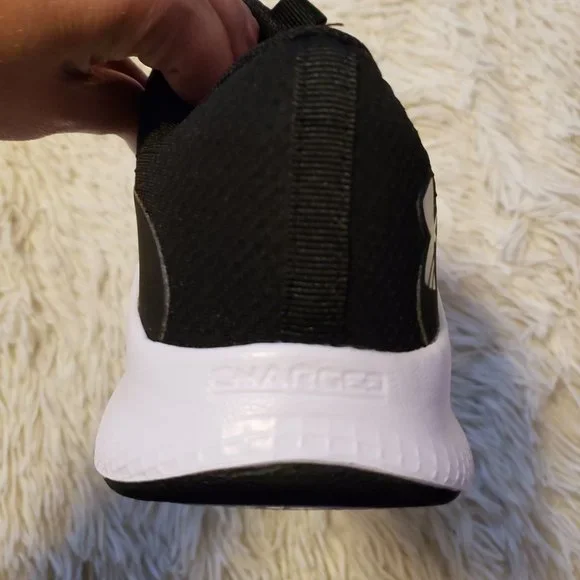 NEW Under Armour Charged Aurora 2 3025060-001 Women Black/White Size 9.5 Shoes - Picture 6 of 7